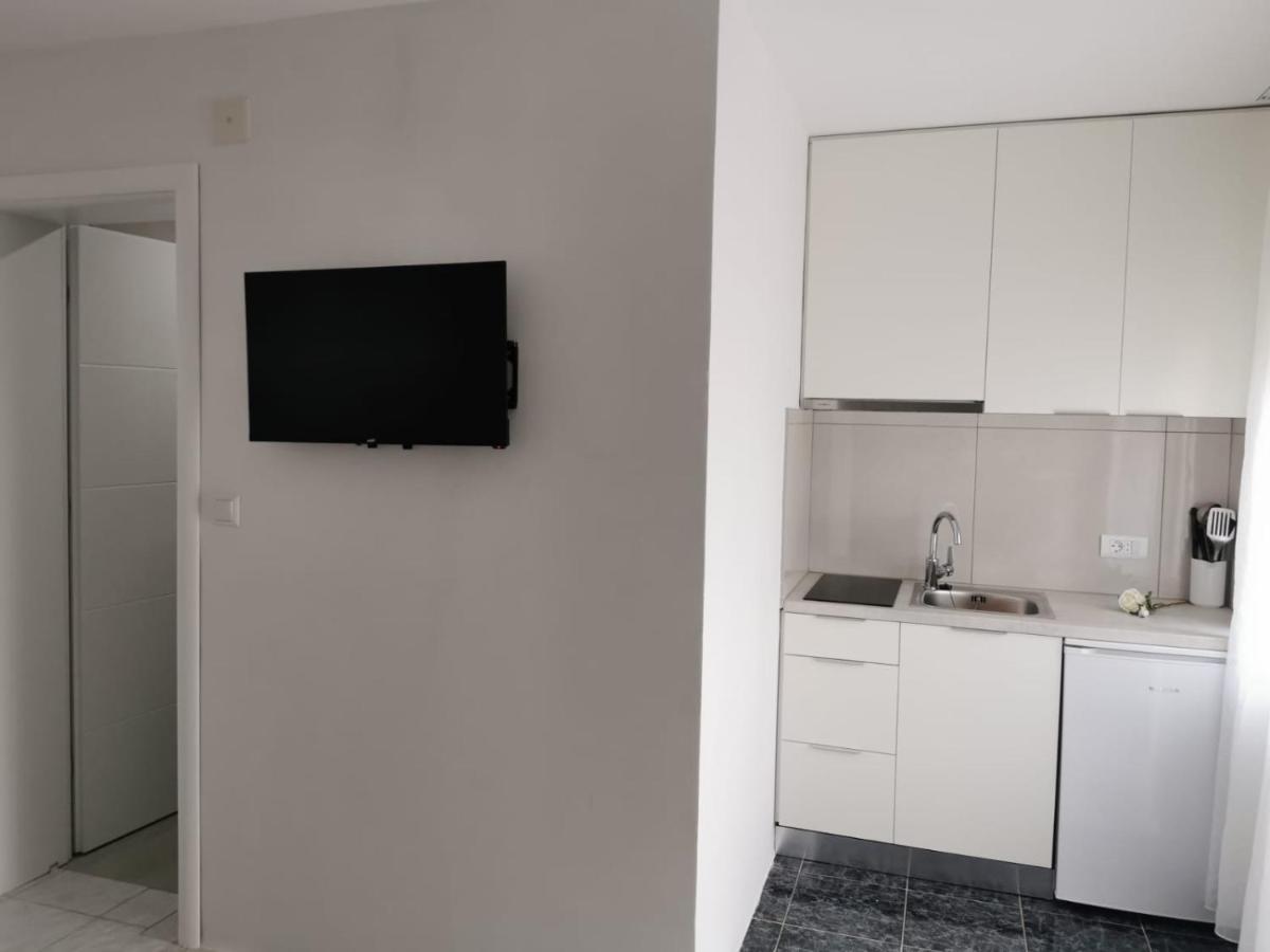 Apartment Ivo Kaurinovic Zaton  Kültér fotó