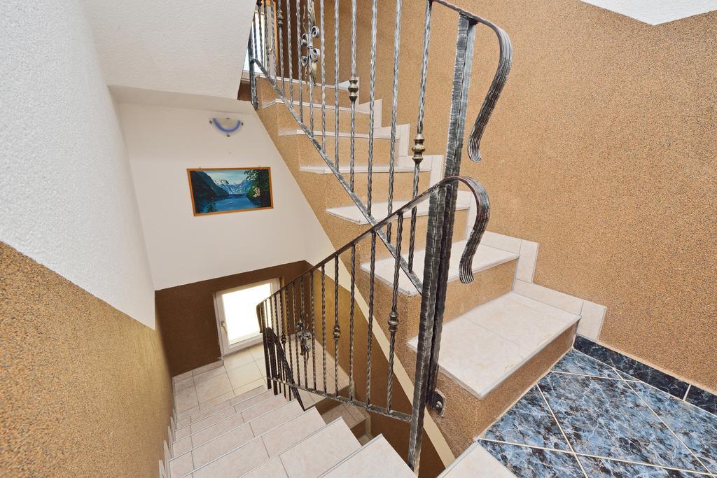 Apartment Ivo Kaurinovic Zaton  Kültér fotó